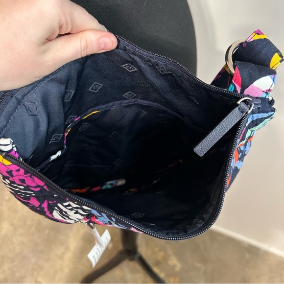 NWT Vera Bradley Crossbody butterfly pattern - Picture 8 of 10